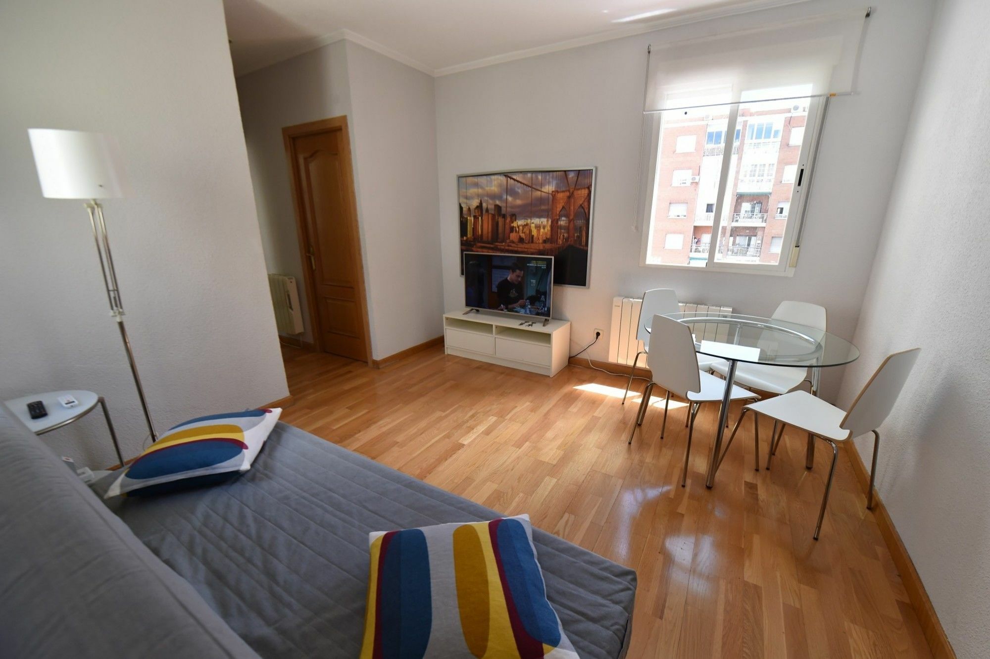 For You Rentals Reina Sofia Apartment Temporal Df21 Madrid Dış mekan fotoğraf