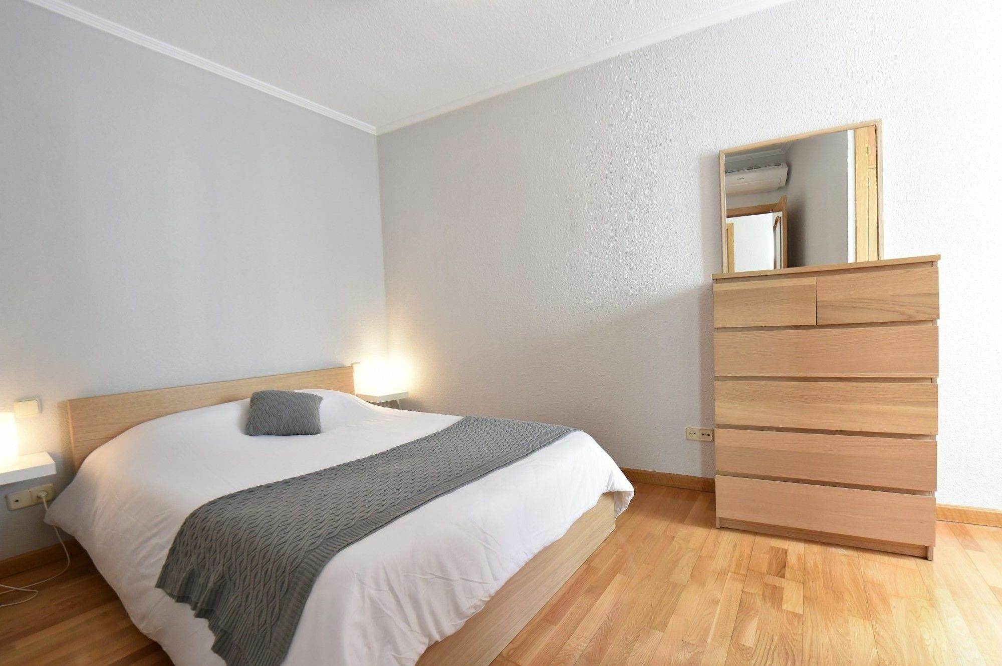 For You Rentals Reina Sofia Apartment Temporal Df21 Madrid Dış mekan fotoğraf
